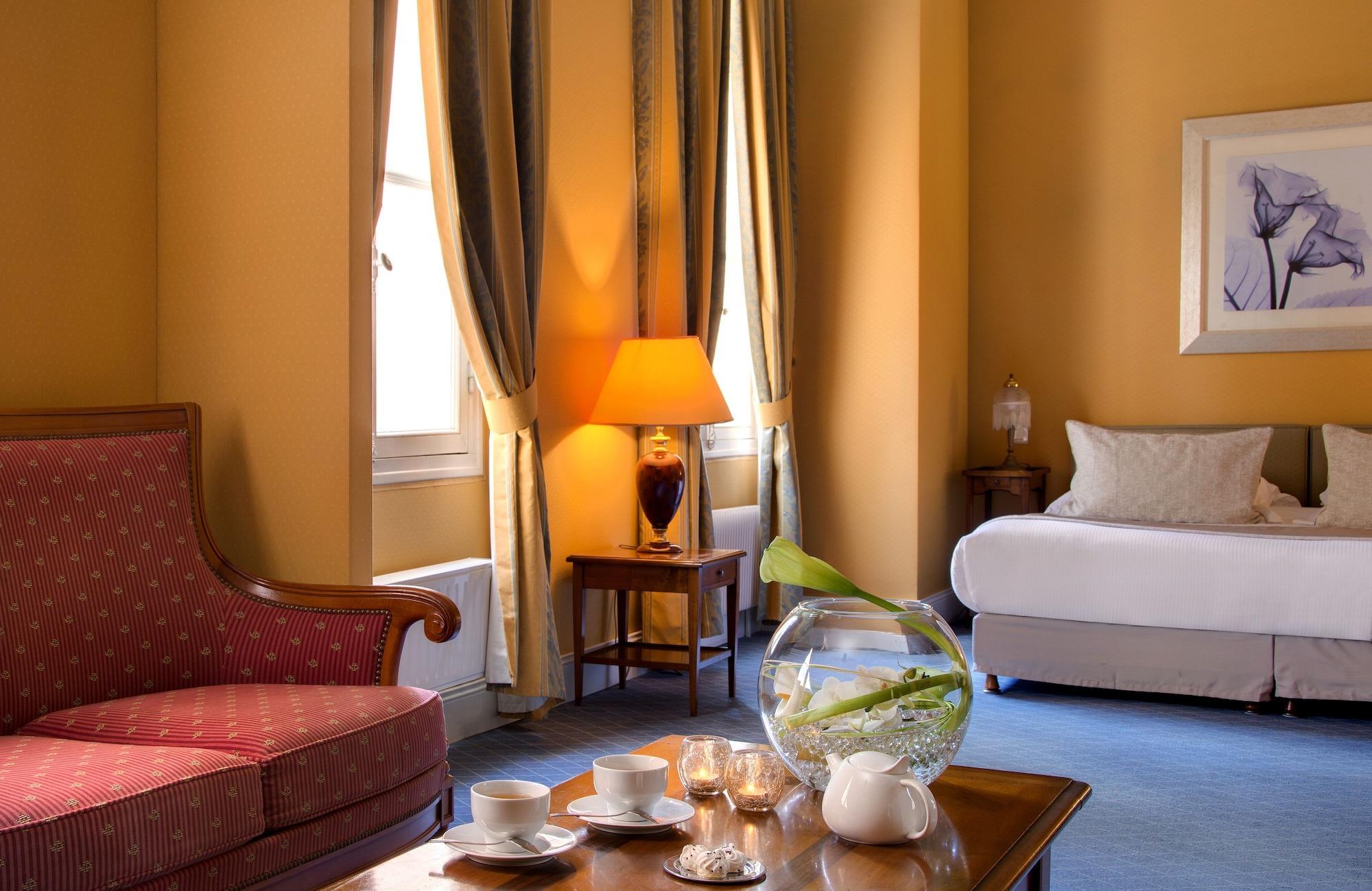 Domaine Et Golf De Vaugouard - La Maison Younan Fontenay-sur-Loing Zewnętrze zdjęcie